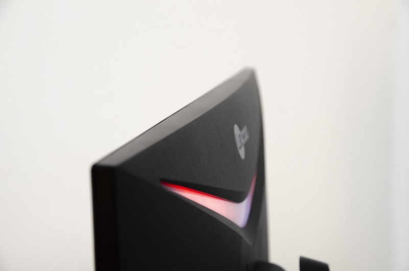 低蓝光技术带来的视觉革命，来酷猛禽电竞显示器入手体验