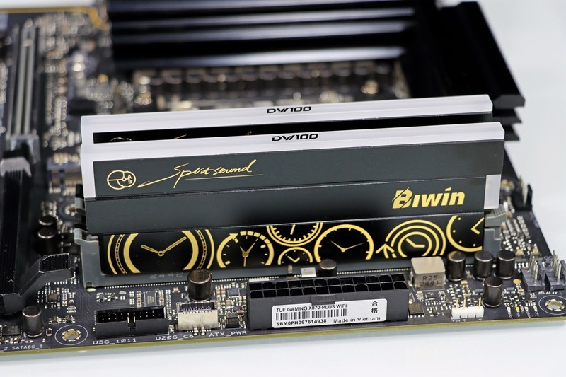 AMD R9 9950X3D 真强！搭配华硕 TUF X870-PLUS 与 索泰 RTX 5080