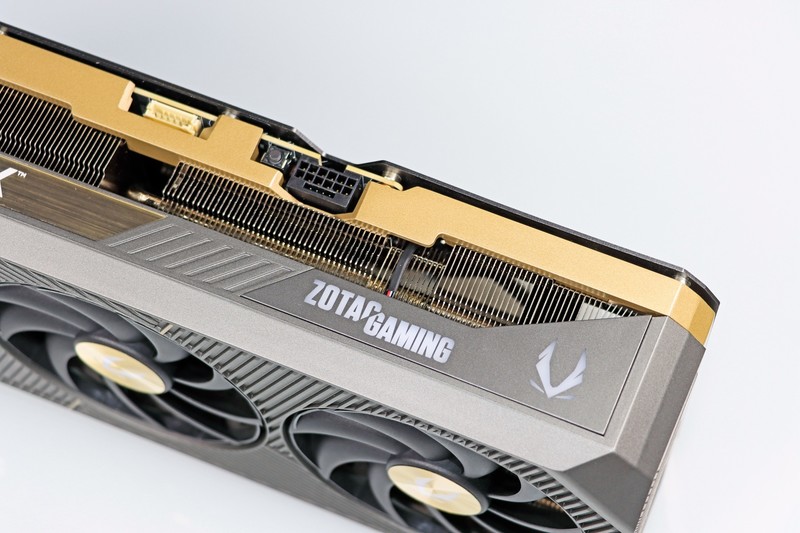 AMD R9 9950X3D 真强！搭配华硕 TUF X870-PLUS 与 索泰 RTX 5080