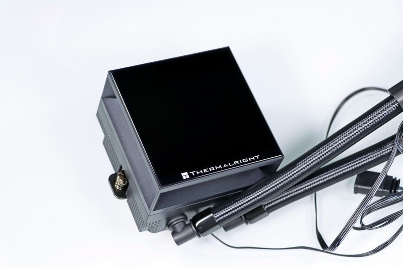 AMD R9 9950X3D 真强！搭配华硕 TUF X870-PLUS 与 索泰 RTX 5080