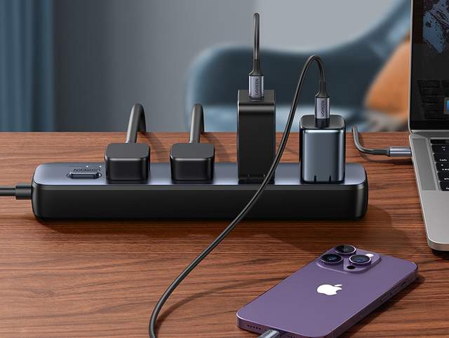 绿联推出新款防雷排插，金属漆配色搭载防雷防过载，打造氛围生活