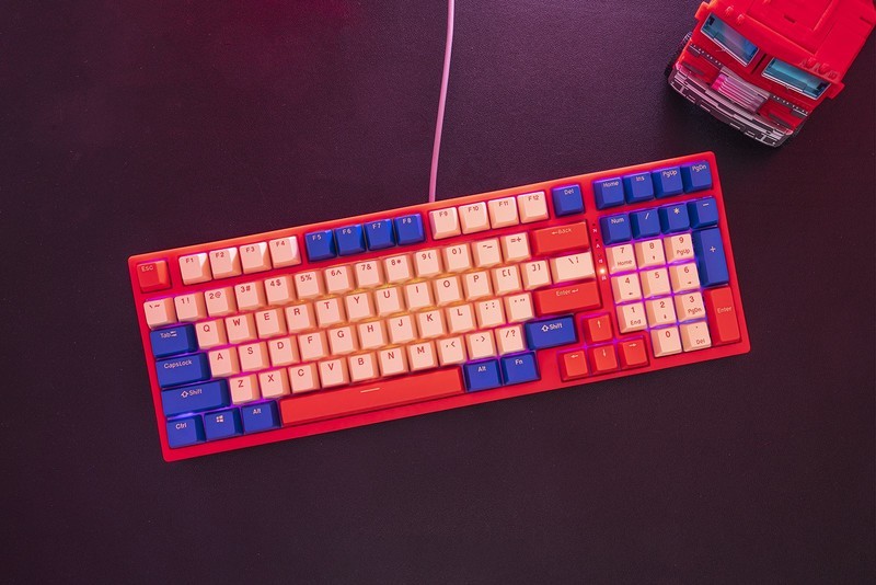 声音最小，用力最小的轴，是什么轴，我需要买一个键盘？