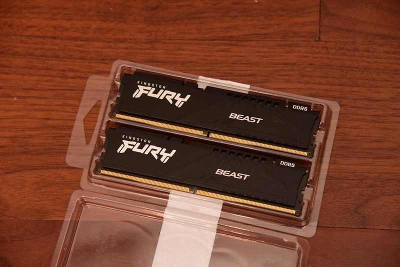 从4800到7600，双11必入 ！Kingston FURY超级野兽内存超频实战