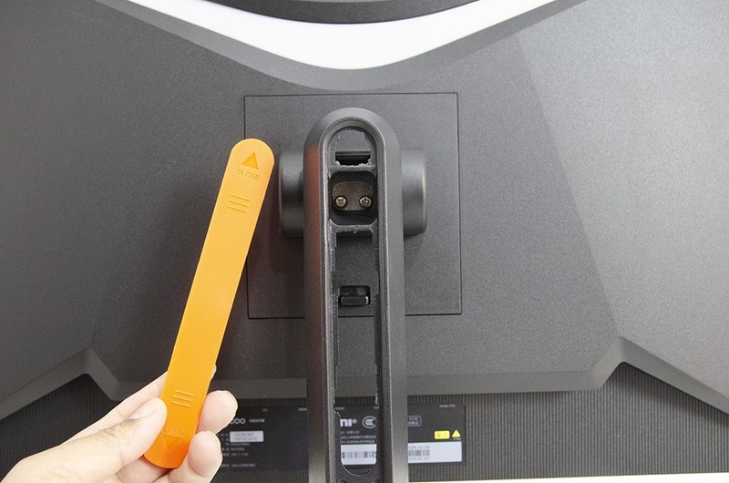 低蓝光技术带来的视觉革命，来酷猛禽电竞显示器入手体验