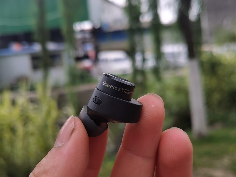 出身决定其身价！聊聊最近有点火的宝华韦健PI5主动降噪TWS