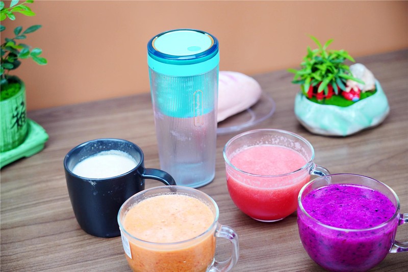 果汁奶昔自己做，健健康康好生活--摩飞无线充电榨汁机分享！