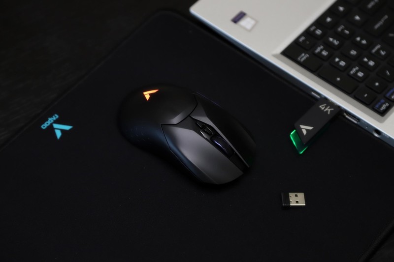 原相高定3395+内置无线充电，雷柏VT3S无线双模RGB游戏鼠标评测