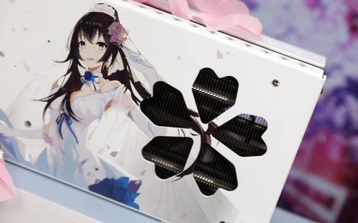 盈通RTX 4070 SUPER樱瞳花嫁性能颜值双巅峰，让你男友激动流泪的好物