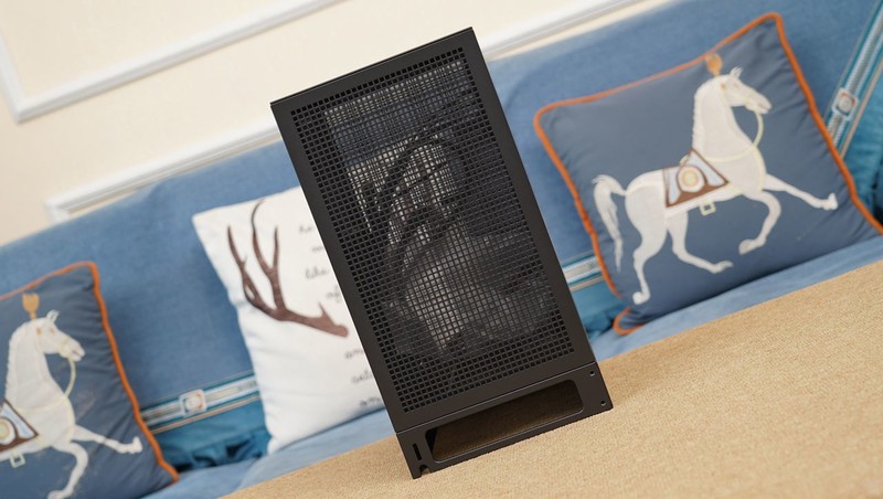 DLSS 4加持，9800X3D+索泰5060Ti 8G打造的高性价比ITX小钢炮分享