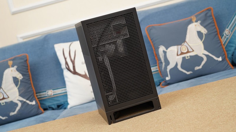 DLSS 4加持，9800X3D+索泰5060Ti 8G打造的高性价比ITX小钢炮分享