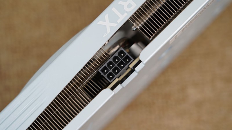 DLSS 4加持，9800X3D+索泰5060Ti 8G打造的高性价比ITX小钢炮分享