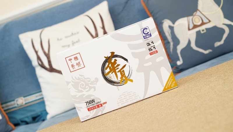 DLSS 4加持，9800X3D+索泰5060Ti 8G打造的高性价比ITX小钢炮分享