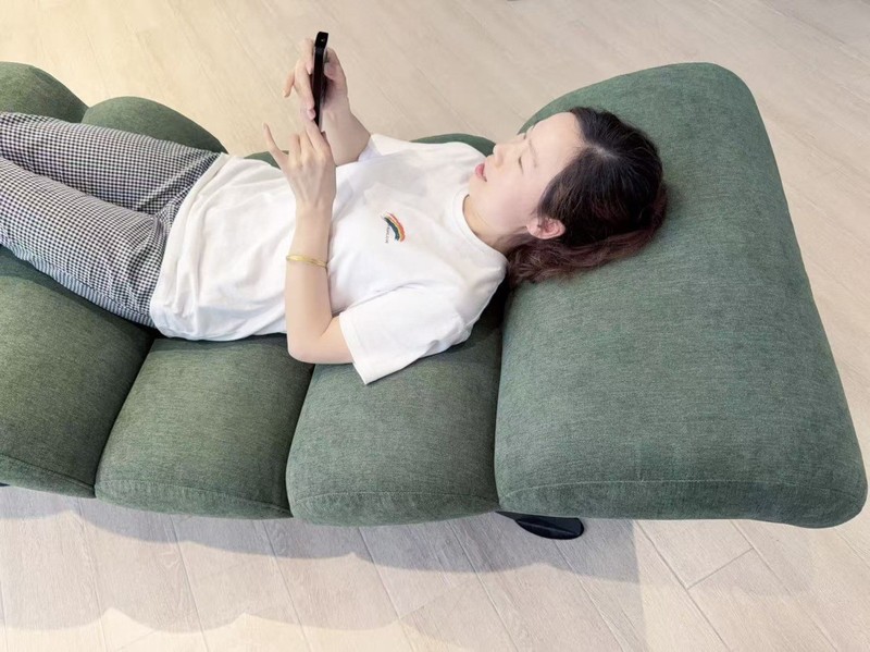 轻松享受舒适的瑜伽按摩：奥洛芙森智能电动布艺沙发