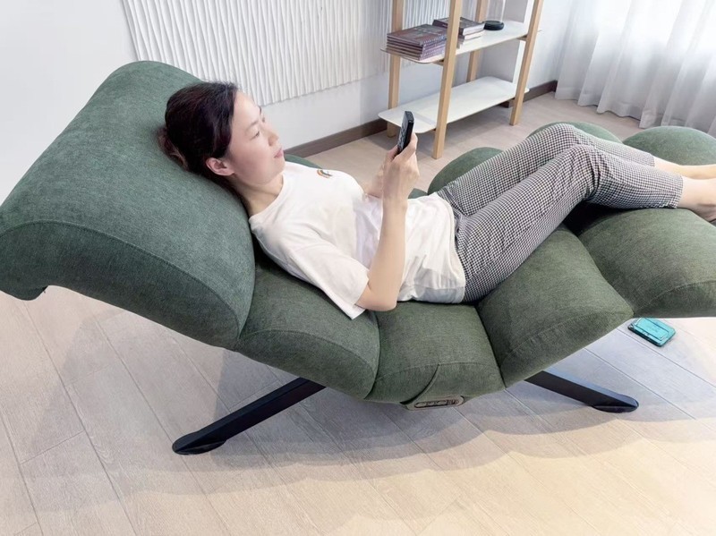 轻松享受舒适的瑜伽按摩：奥洛芙森智能电动布艺沙发
