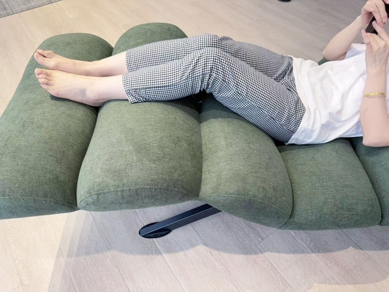 轻松享受舒适的瑜伽按摩：奥洛芙森智能电动布艺沙发