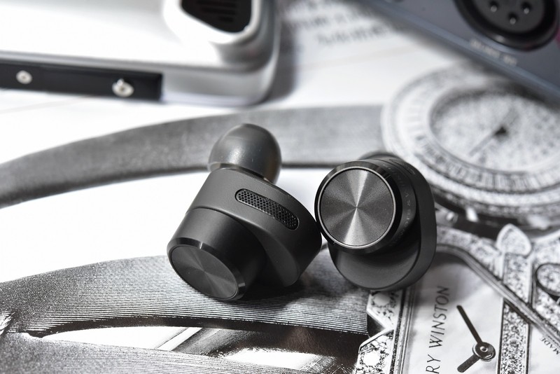 出身决定其身价！聊聊最近有点火的宝华韦健PI5主动降噪TWS