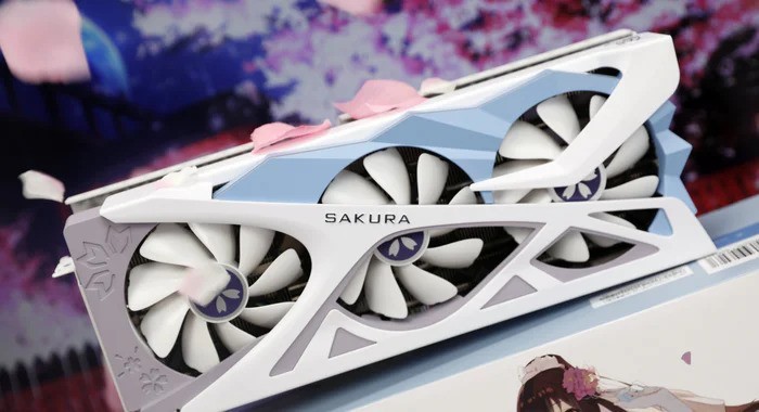 盈通RTX 4070 SUPER樱瞳花嫁性能颜值双巅峰，让你男友激动流泪的好物