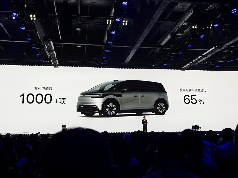 极氪MIX：未来智能汽车，今日触手可及