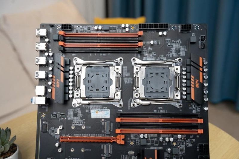 华南X99-8D4主板完爆线程撕裂者！垃圾佬的双路服务器！|华南金牌