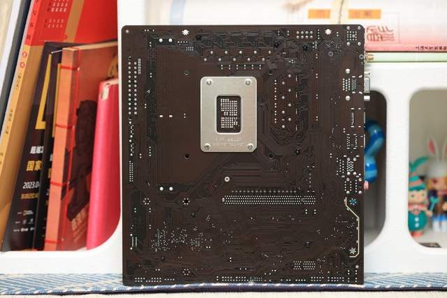 千元级主板还能有这些科技，技嘉魔鹰B760M GAMEING WIFI评测体验