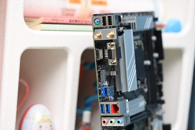 千元级主板还能有这些科技，技嘉魔鹰B760M GAMEING WIFI评测体验