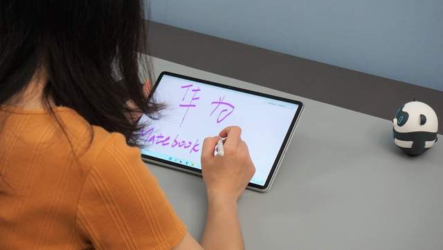刷新二合一笔记本能力！华为MateBook E Go实测：移动办公新形态