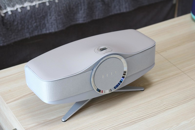 FIIL飞行家HIFI音箱体验，五单元三声腔设计，感受电影院的音效