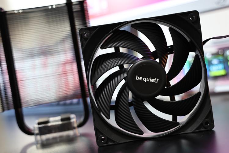 低噪音耐久设计—德商德静界PURE WINGS 3代静音风扇评测