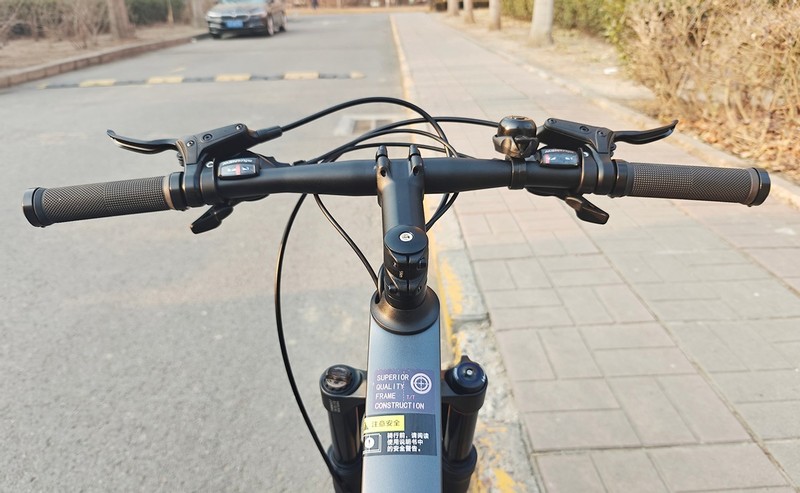 通勤好物，让我彻底告别堵车的GELEIPU山地自行车测评