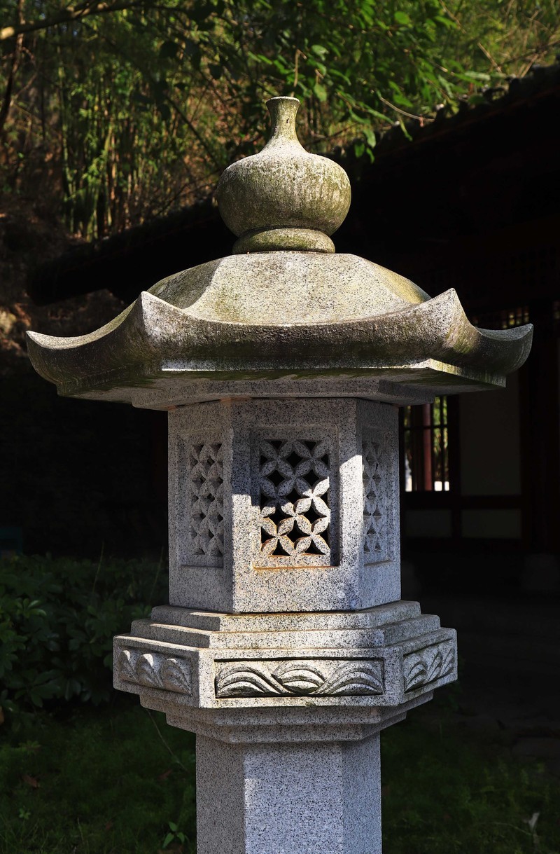 游览重庆大足宝顶山石刻（一）