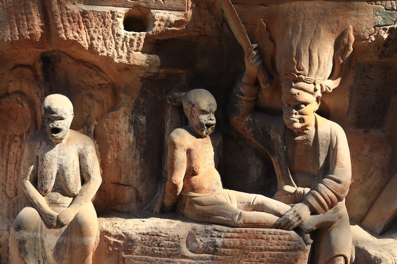 游览重庆大足宝顶山石刻（一）