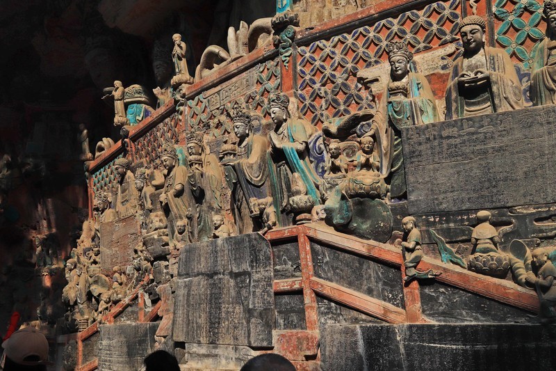 游览重庆大足宝顶山石刻（一）