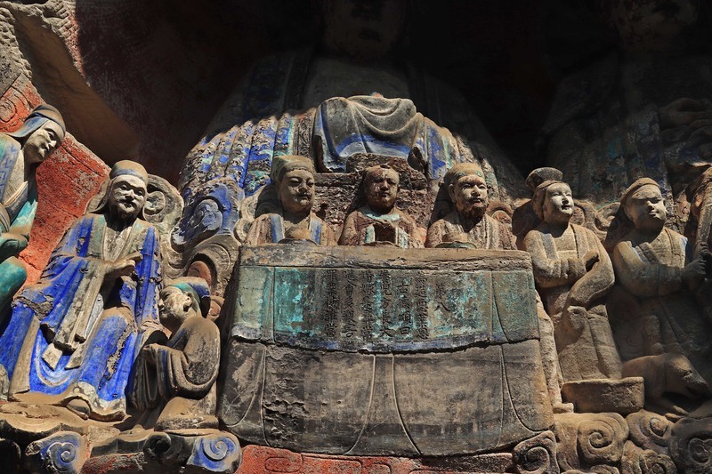 游览重庆大足宝顶山石刻（一）