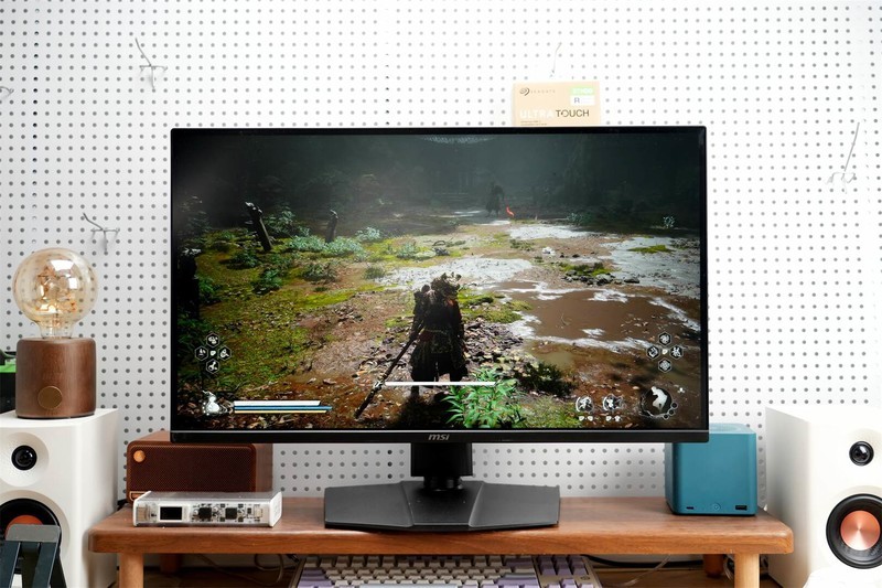 300Hz+0.5ms响应：MAG 275QPF X30黑刃如何重新定义千元电竞天花板