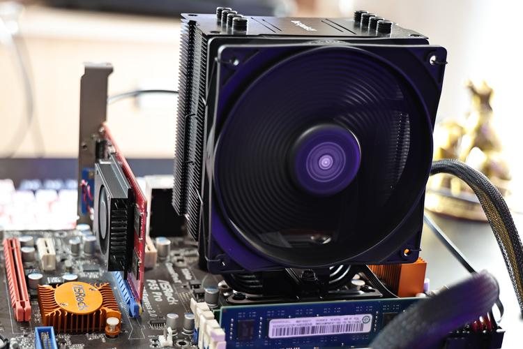 低噪音耐久设计—德商德静界PURE WINGS 3代静音风扇评测