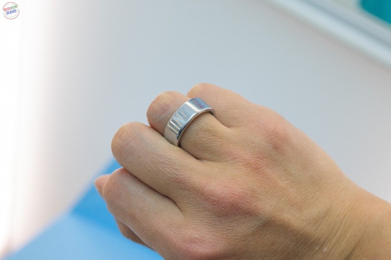 更优雅的智能穿戴设备，测心率计步数都没问题，Amovan 灵戒 上手