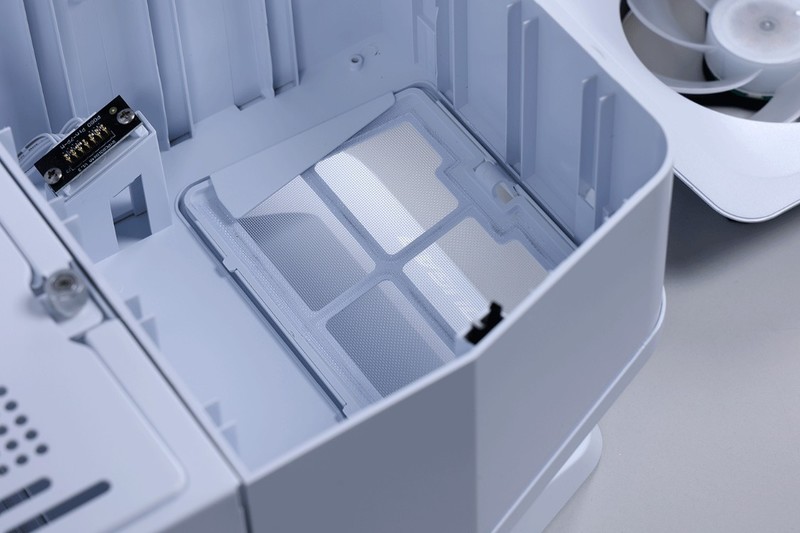 大男孩的专属浪漫，是机箱也是手办展示柜：骨伽星舰搭配4080S装机