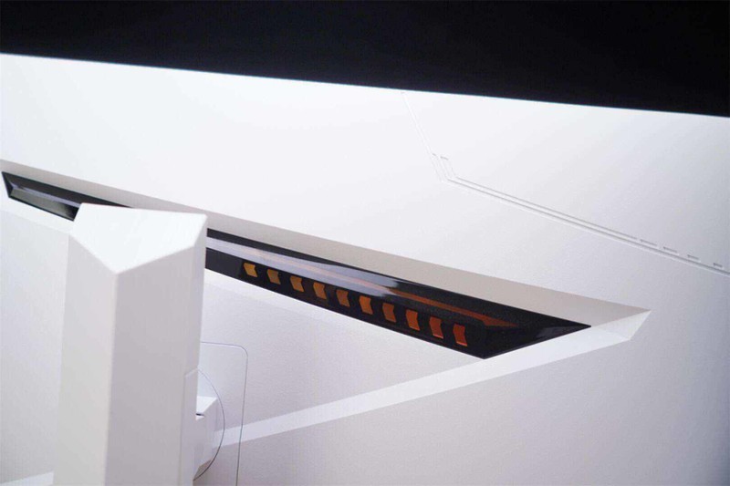 白色主题装机，七彩虹CVN B760M FROZEN D5一马当先，颜值性能全有了