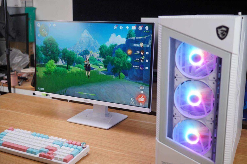 白色主题装机，七彩虹CVN B760M FROZEN D5一马当先，颜值性能全有了