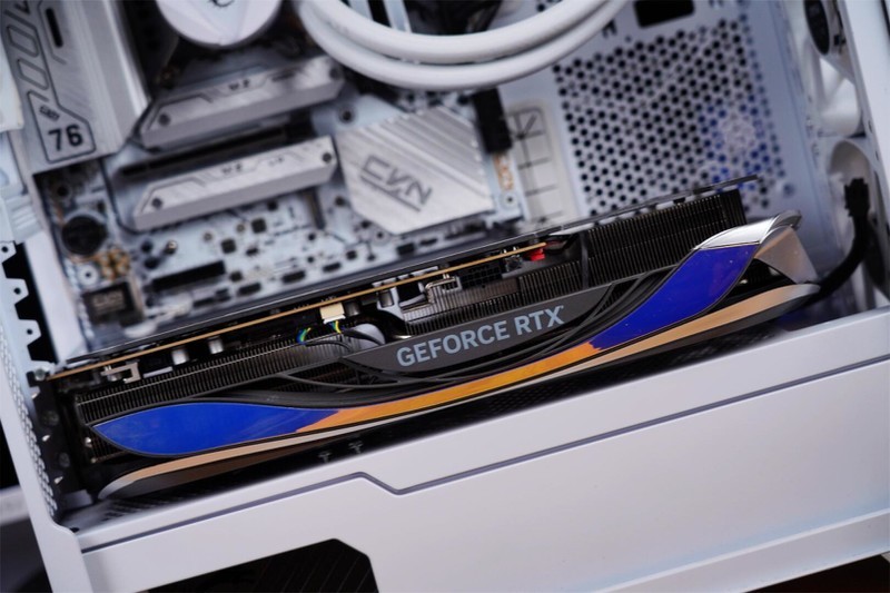 白色主题装机，七彩虹CVN B760M FROZEN D5一马当先，颜值性能全有了