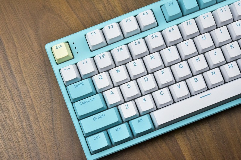 这就是性价比！高斯HS87T三模客制化机械键盘评测