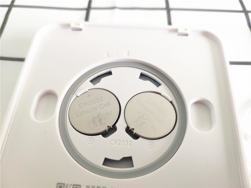 小米上新：全自动浴霸，浴室智能恒温不再是梦