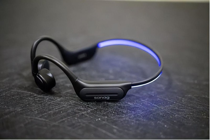 夜跑中最亮的仔，自带播放器可游泳的sanag B91S骨传导耳机体验