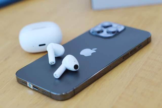 外观与性能的强者：瓷音未来CIYINSO Mars2蓝牙耳机