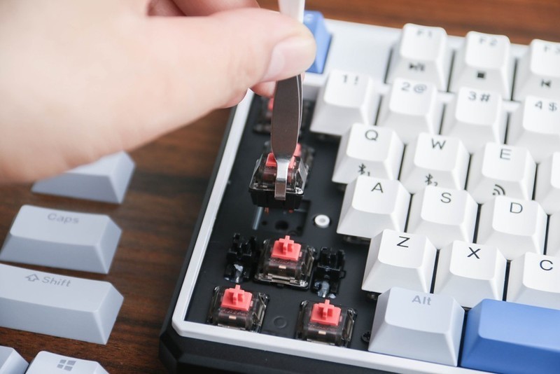 杜伽K610W：多模热插拔，续航一年，满足你对机械键盘所有需求