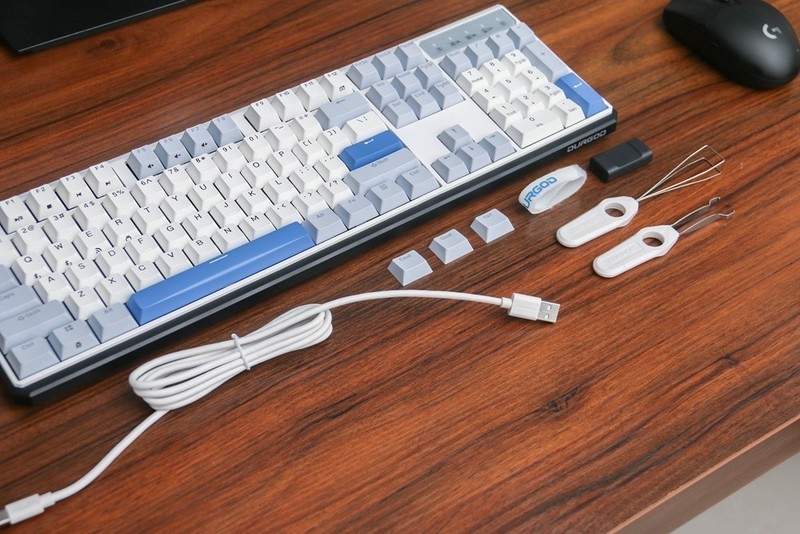 杜伽K610W：多模热插拔，续航一年，满足你对机械键盘所有需求