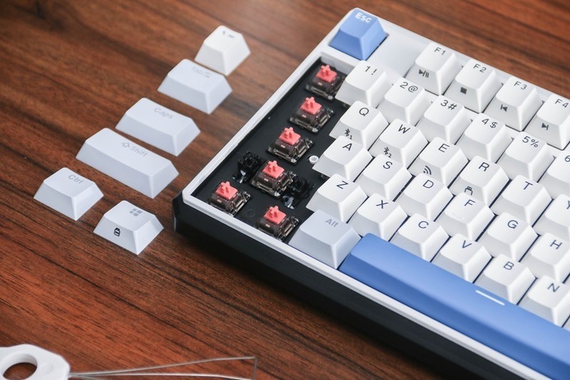 杜伽K610W：多模热插拔，续航一年，满足你对机械键盘所有需求