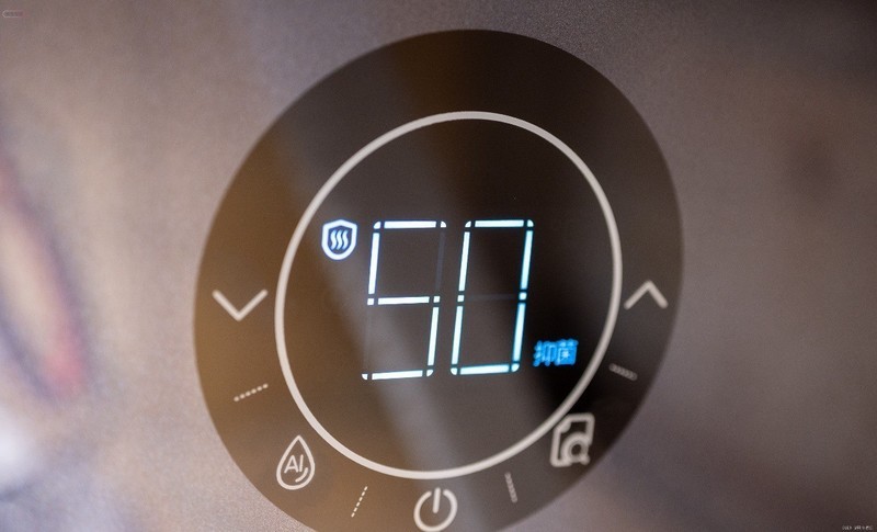 更快更稳更小巧，随时获取舒适热水，奥特朗C11H隐藏式热水器体验