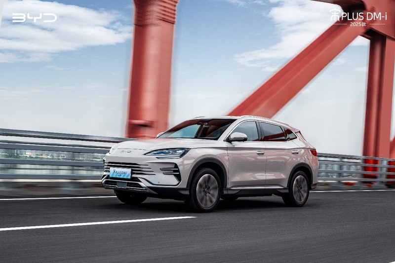 打破合资品牌在10-20万元主流市场的垄断格局，还得是比亚迪宋家族！