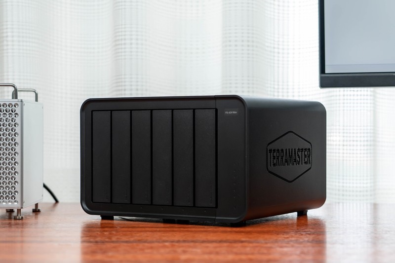 中小企业数据安全的“定海神针”，6盘位NAS铁威马F6-424 Max体验